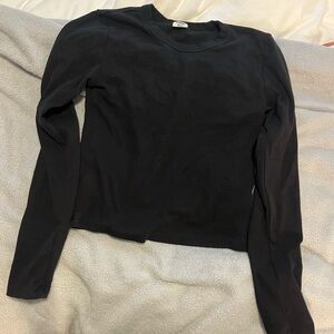Aritzia Sunday best long sleeve top